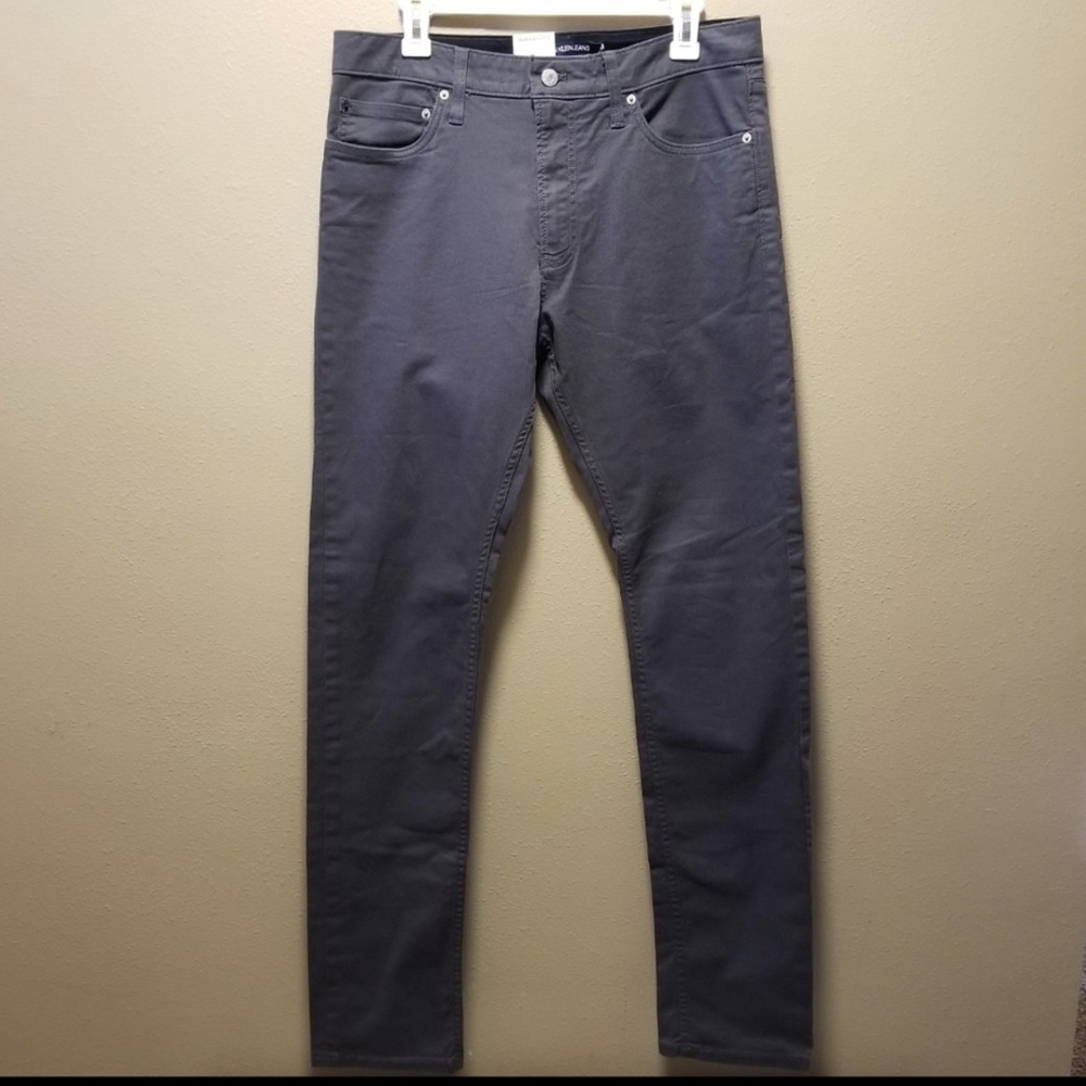 SOLD NWT Men's Calvin Klein CKJ026 Slim Fit 32x32 Twill Jeans